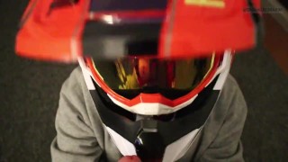 Gearhead in mxhelmet sucking dick