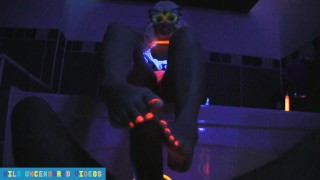 HOT RAVER GIVES BLOWJOB, FOOTJOB AND HANDJOB